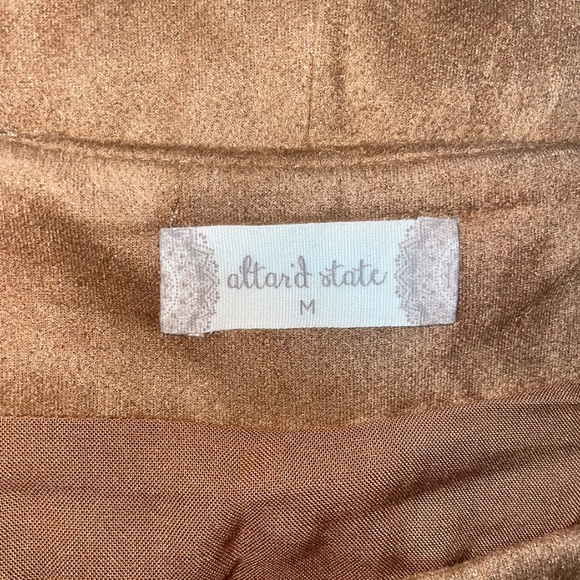 Altar'd State Faux Suede Snap Front Mini-Skirt Light Brown Sz M - Picture 6 of 9